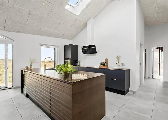 Holiday home Bv243-blavand-nordslugen-41 *